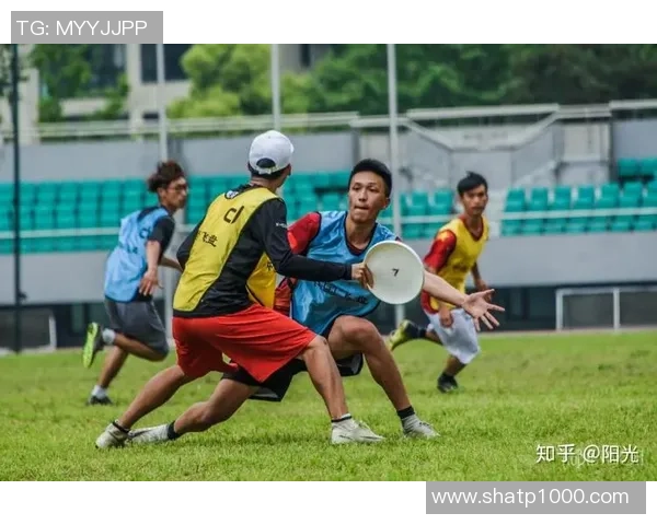 南京飞盘队在世界攀岩锦标赛中以99分领先其他队伍展现强劲实力